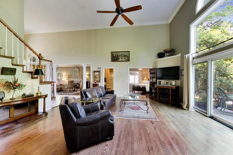 Tiny photo for 1309 S Pine Avenue, Arlington Heights, IL 60005 (MLS # 12711549)