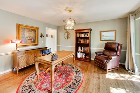 Tiny photo for 1309 S Pine Avenue, Arlington Heights, IL 60005 (MLS # 12711549)