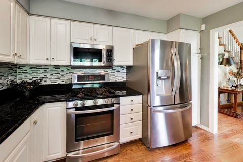 Tiny photo for 1309 S Pine Avenue, Arlington Heights, IL 60005 (MLS # 12711549)
