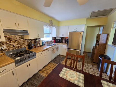 Tiny photo for 14944 Springfield Avenue, Midlothian, IL 60445 (MLS # 12483274)