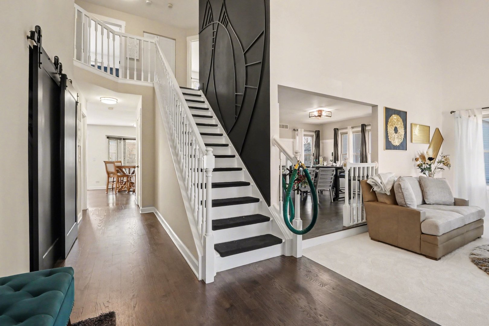 215 E Brookwood Lane E