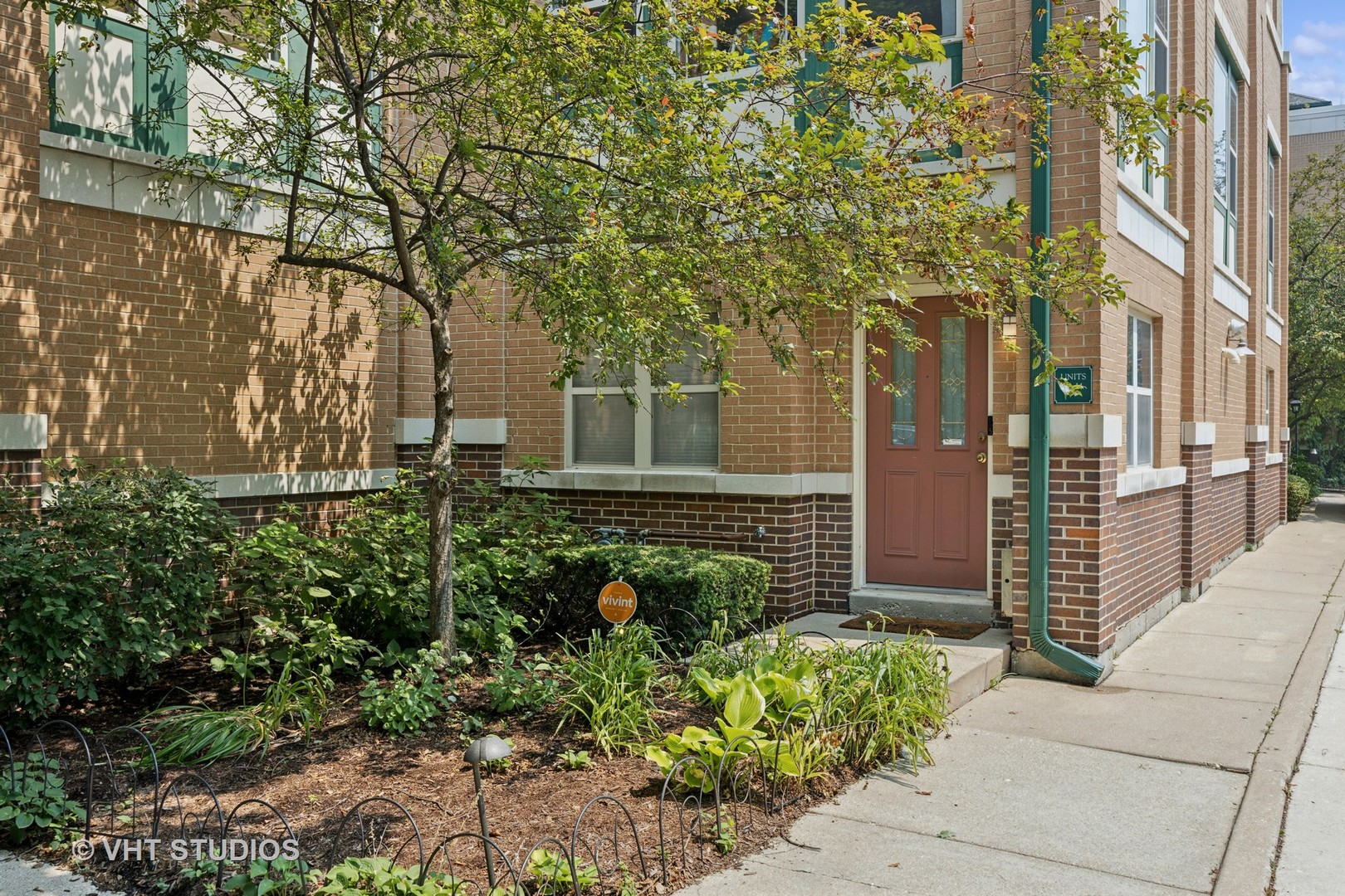 255 South Boulevard 11