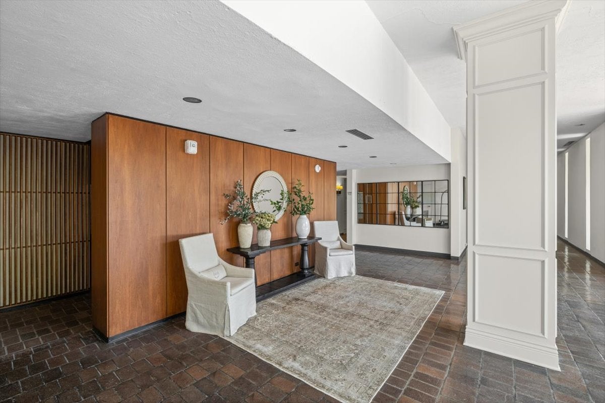 1630 Sheridan Road 5G