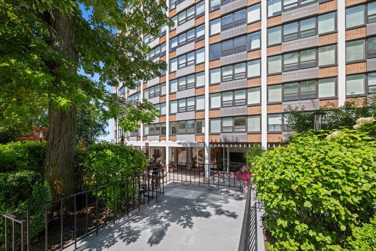 1630 Sheridan Road 5G