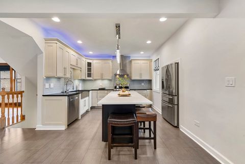 Tiny photo for 5121 W Newport Avenue, Chicago, IL 60641 (MLS # 12490890)
