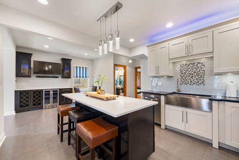 Tiny photo for 5121 W Newport Avenue, Chicago, IL 60641 (MLS # 12490890)