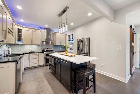Tiny photo for 5121 W Newport Avenue, Chicago, IL 60641 (MLS # 12490890)