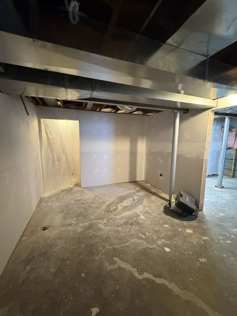 Tiny photo for 2653 N 73rd Avenue, Elmwood Park, IL 60707 (MLS # 12598364)