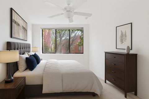 Tiny photo for 416 W Grant Place #G, Chicago, IL 60614 (MLS # 12460495)