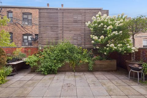 Tiny photo for 416 W Grant Place #G, Chicago, IL 60614 (MLS # 12460495)