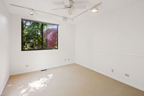 Tiny photo for 416 W Grant Place #G, Chicago, IL 60614 (MLS # 12460495)