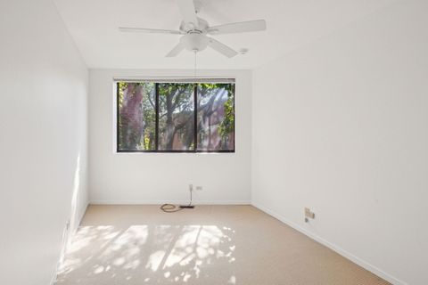 Tiny photo for 416 W Grant Place #G, Chicago, IL 60614 (MLS # 12460495)