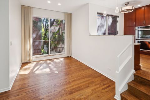 Tiny photo for 416 W Grant Place #G, Chicago, IL 60614 (MLS # 12460495)