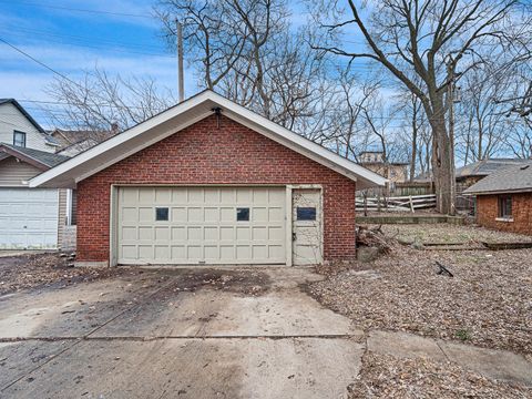 Tiny photo for 812 Garfield Avenue, Rockford, IL 61103 (MLS # 12602919)