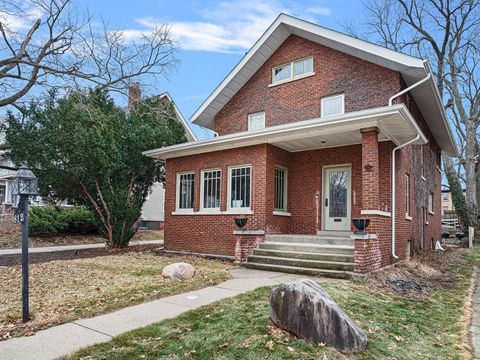 Tiny photo for 812 Garfield Avenue, Rockford, IL 61103 (MLS # 12602919)
