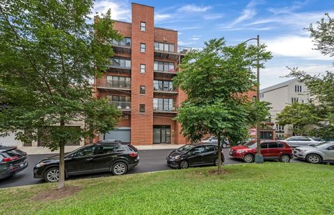 1926 N Lincoln Park West Street 4A Chicago IL 60614