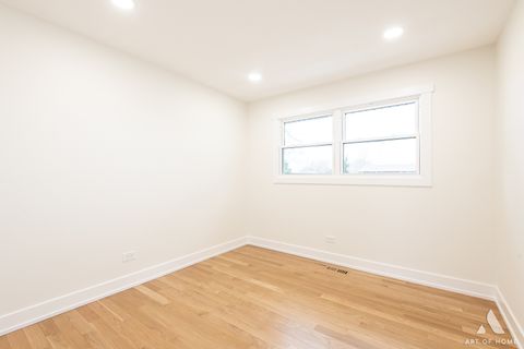 Tiny photo for 10521 Fitzsimmons Drive, Palos Park, IL 60464 (MLS # 12649305)