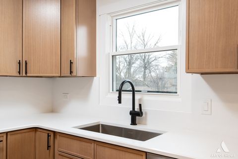 Tiny photo for 10521 Fitzsimmons Drive, Palos Park, IL 60464 (MLS # 12649305)