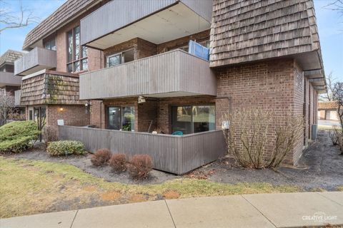 Tiny photo for 491 Timber Ridge Drive #102, Carol Stream, IL 60188 (MLS # 12582253)