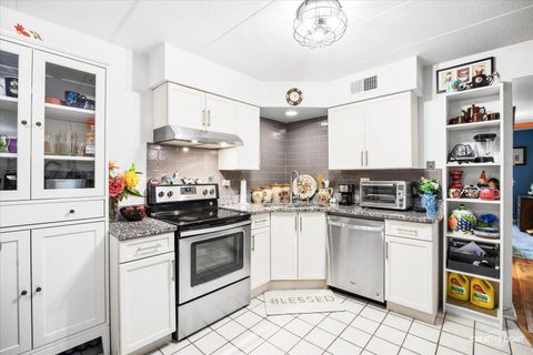 Tiny photo for 491 Timber Ridge Drive #102, Carol Stream, IL 60188 (MLS # 12582253)