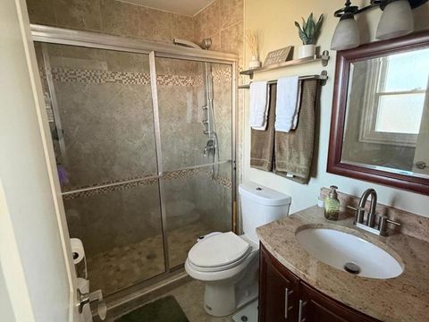 Tiny photo for 15 Wildwood Road, Elk Grove Village, IL 60007 (MLS # 12546997)