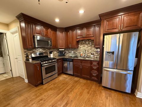 Tiny photo for 15 Wildwood Road, Elk Grove Village, IL 60007 (MLS # 12546997)