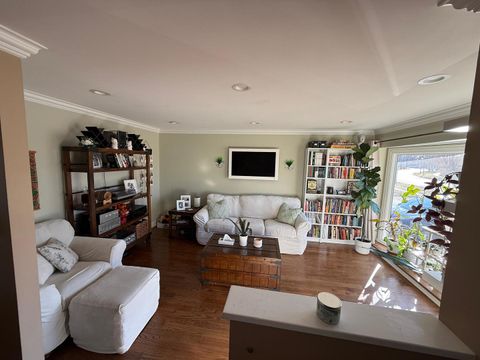 Tiny photo for 15 Wildwood Road, Elk Grove Village, IL 60007 (MLS # 12546997)