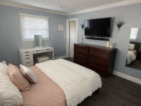 Tiny photo for 15 Wildwood Road, Elk Grove Village, IL 60007 (MLS # 12546997)