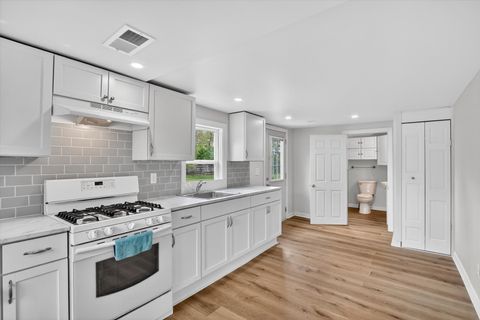 Tiny photo for Rockford, IL 61109 (MLS # 12634563)