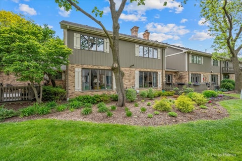 Tiny photo for 65 Country Club Drive, Bloomingdale, IL 60108 (MLS # 12656759)