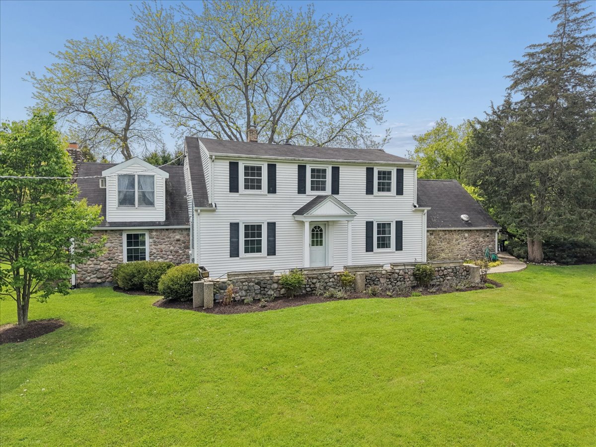 44 W Indian Trail Road