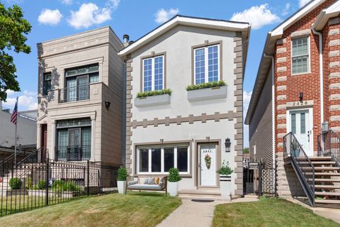 Photo of 2432 W Ohio Street, Chicago, IL 60612 (MLS # 12473828)
