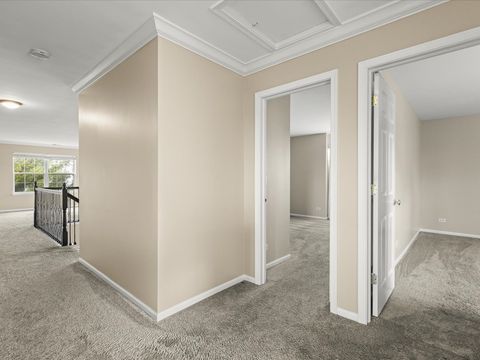 Tiny photo for 342 Comstock Drive, Elgin, IL 60124 (MLS # 12613034)