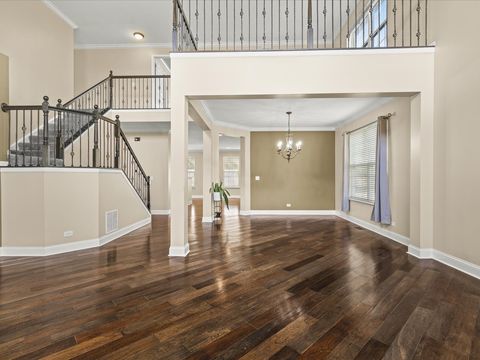 Tiny photo for 342 Comstock Drive, Elgin, IL 60124 (MLS # 12613034)