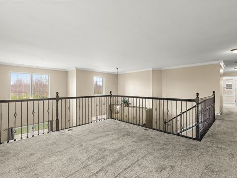 Tiny photo for 342 Comstock Drive, Elgin, IL 60124 (MLS # 12613034)