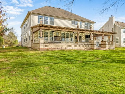 Tiny photo for 342 Comstock Drive, Elgin, IL 60124 (MLS # 12613034)