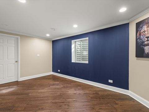 Tiny photo for 342 Comstock Drive, Elgin, IL 60124 (MLS # 12613034)