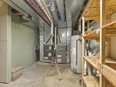 Tiny photo for 342 Comstock Drive, Elgin, IL 60124 (MLS # 12613034)