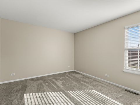 Tiny photo for 342 Comstock Drive, Elgin, IL 60124 (MLS # 12613034)