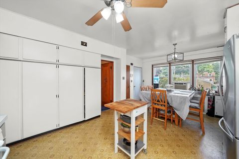 Tiny photo for 3829 Wisconsin Avenue, Berwyn, IL 60402 (MLS # 12478282)