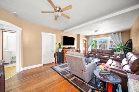 Tiny photo for 3829 Wisconsin Avenue, Berwyn, IL 60402 (MLS # 12478282)