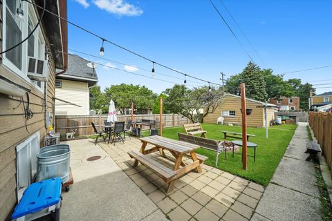 Tiny photo for 3829 Wisconsin Avenue, Berwyn, IL 60402 (MLS # 12478282)