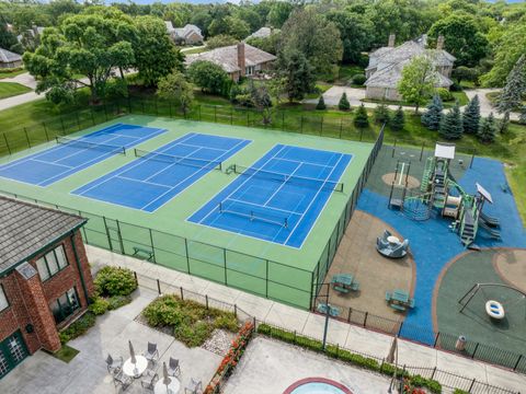 Tiny photo for 719 Midwest Club Parkway, Oak Brook, IL 60523 (MLS # 12558959)