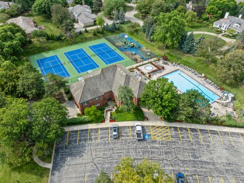 Tiny photo for 719 Midwest Club Parkway, Oak Brook, IL 60523 (MLS # 12558959)