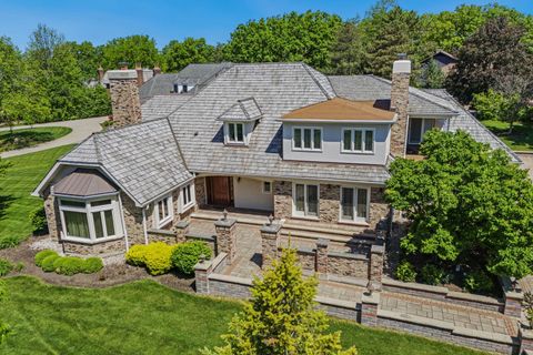 719 Midwest Club Parkway Oak Brook IL 60523