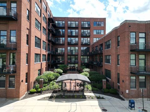 Photo of 2323 W Pershing Road #104, Chicago, IL 60609 (MLS # 12491674)