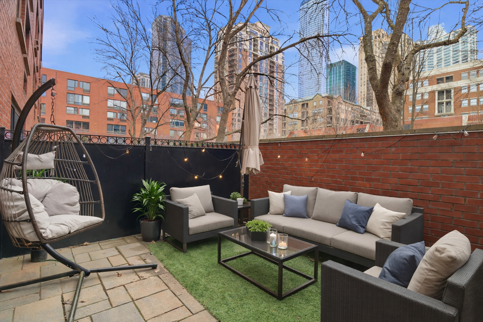 1169 S Plymouth Court 118