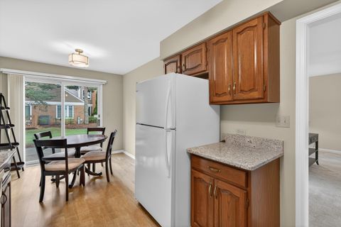 Tiny photo for 1393 W Shire Circle #2, Inverness, IL 60067 (MLS # 12698754)
