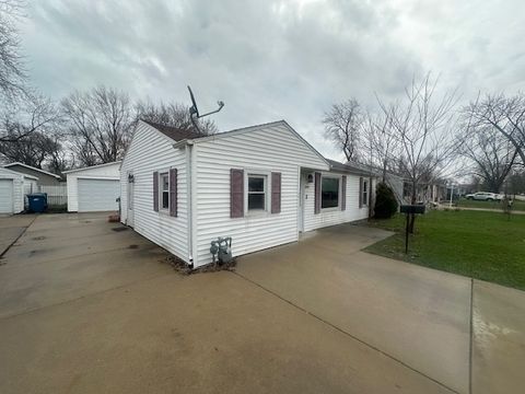Tiny photo for 376 Belle Aire Avenue, Bourbonnais, IL 60914 (MLS # 12629802)