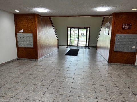 Tiny photo for 860 E Old Willow Road #138, Prospect Heights, IL 60070 (MLS # 12763053)
